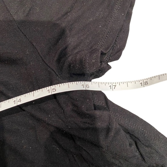 CHASER black flowy lightweight t-shirt with side slits - size s - Picture 3 of 4